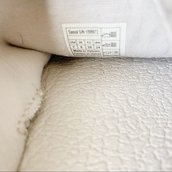 SOLD Sanuk Women’s Yoga Sling Cruz - Picture 6 of 8